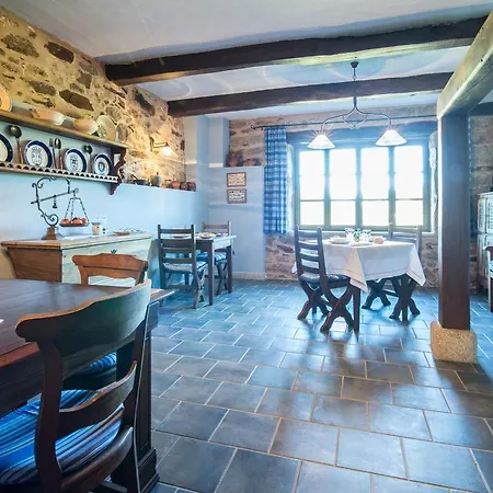 Pensión Arbores De Lenda